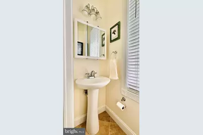 122 Kalos Street, Philadelphia, PA 19128 - Photo 13