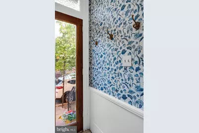 823 N 25th Street, Philadelphia, PA 19130 - Photo 3