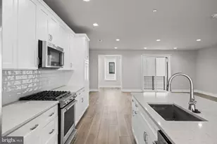 2150 Northbank Pl, Philadelphia, PA 19125 - Photo 13