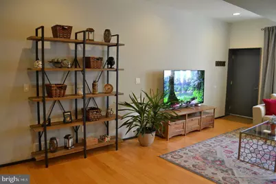 907 N 5th Street, Philadelphia, PA 19123 - Photo 3