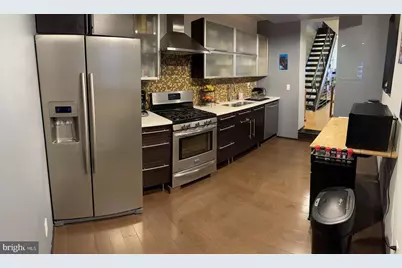 907 N 5th Street, Philadelphia, PA 19123 - Photo 9