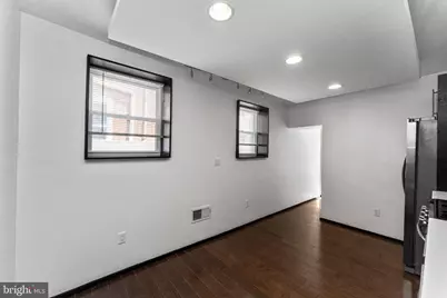 907 N 5th Street, Philadelphia, PA 19123 - Photo 11