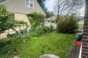 2124 Borbeck Ave, Philadelphia, PA 19152 - Photo 13