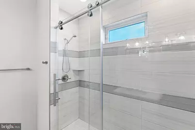 1528 W Seybert Street, Philadelphia, PA 19121 - Photo 23