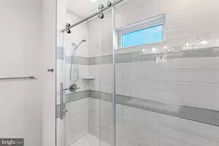 1528 W Seybert St, Philadelphia, PA 19121 - Photo 23