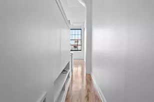 2429 Locust St, Philadelphia, PA 19103 - Photo 9