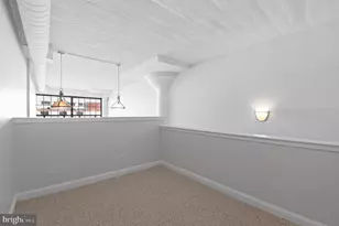 2429 Locust St, Philadelphia, PA 19103 - Photo 7