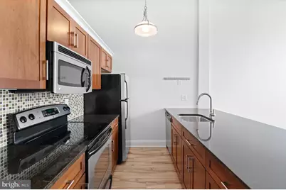 2429 Locust Street #520, Philadelphia, PA 19103 - Photo 11