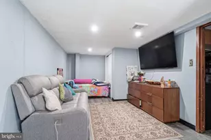 3549 Chalfont Dr, Philadelphia, PA 19154 - Photo 9