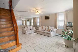 1839 Benson St, Philadelphia, PA 19152 - Photo 5