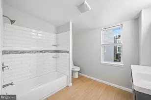 2027 Wilder St, Philadelphia, PA 19146 - Photo 9