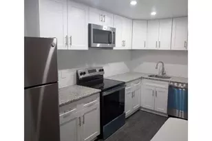 7556 Brentwood Rd, Philadelphia, PA 19151 - Photo 7