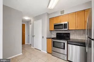 1420 Locust St, Philadelphia, PA 19102 - Photo 7