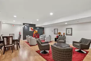 1324 Locust St, Philadelphia, PA 19107 - Photo 15