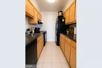 224 W Rittenhouse Square #1008, Philadelphia, PA 19103 - Photo 3