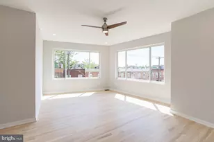 1351 S Myrtlewood St, Philadelphia, PA 19146 - Photo 13