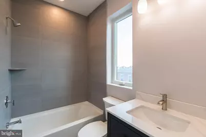 1351 S Myrtlewood Street, Philadelphia, PA 19146 - Photo 19