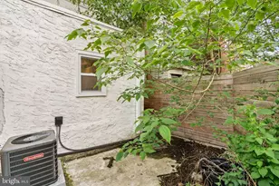 531 Hoffman St, Philadelphia, PA 19148 - Photo 15