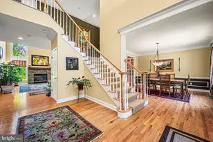 734 Cornelia Pl, Philadelphia, PA 19118 - Photo 5