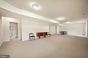 734 Cornelia Pl, Philadelphia, PA 19118 - Photo 25