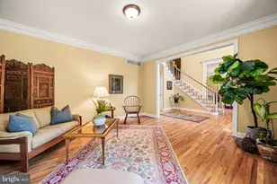 734 Cornelia Pl, Philadelphia, PA 19118 - Photo 7