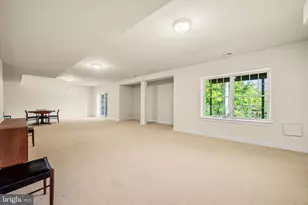 734 Cornelia Pl, Philadelphia, PA 19118 - Photo 29
