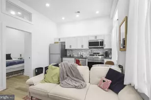 1415 Locust St, Philadelphia, PA 19102 - Photo 5