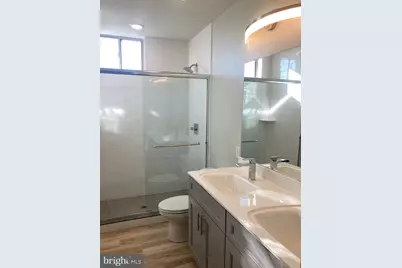121 W Cumberland Street #105, Philadelphia, PA 19133 - Photo 11