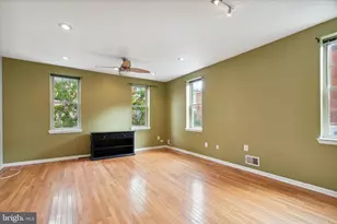 1918 Poplar St, Philadelphia, PA 19130 - Photo 5