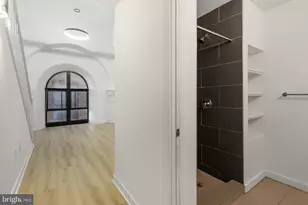 2321 Fitzwater St, Philadelphia, PA 19146 - Photo 15