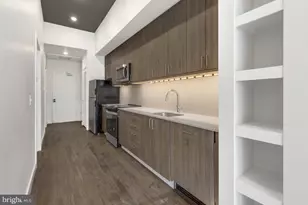 525 N 41st St, Philadelphia, PA 19104 - Photo 9