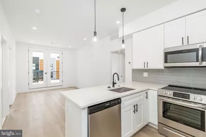 2002 Frankford Ave #201, Philadelphia, PA 19125 - Photo 5