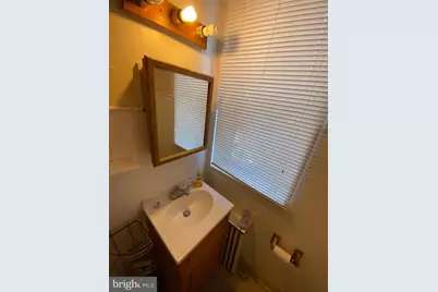 1243 E Susquehanna Avenue #1R, Philadelphia, PA 19125 - Photo 11