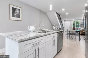 1404 S Clarion St, Philadelphia, PA 19147 - Photo 5
