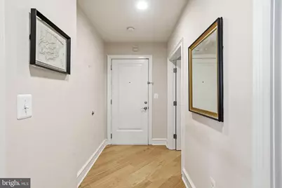 201 N 8th Street #505, Philadelphia, PA 19106 - Photo 3