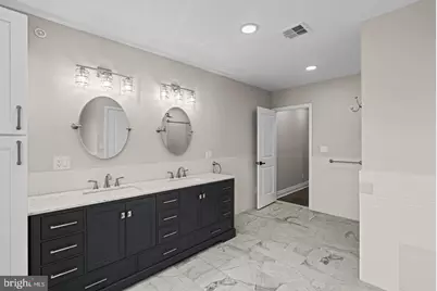 933 S 3rd Street, Philadelphia, PA 19147 - Photo 17