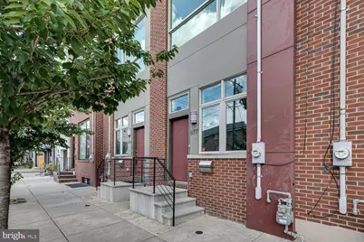 877 N 5th Street, Philadelphia, PA 19123 - Photo 3