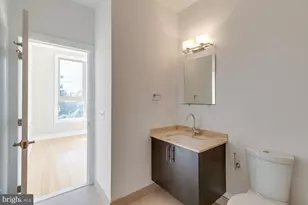 877 N 5th St, Philadelphia, PA 19123 - Photo 25