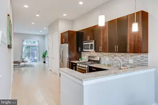 877 N 5th St, Philadelphia, PA 19123 - Photo 9