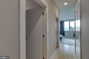 877 N 5th St, Philadelphia, PA 19123 - Photo 17
