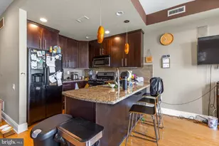 530 W Girard Ave, Philadelphia, PA 19123 - Photo 3
