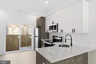 1023 W Orleans St, Philadelphia, PA 19133 - Photo 5