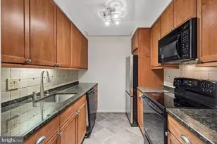 1420 Locust St, Philadelphia, PA 19102 - Photo 7