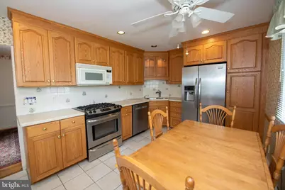 831 Medway Road, Philadelphia, PA 19115 - Photo 17