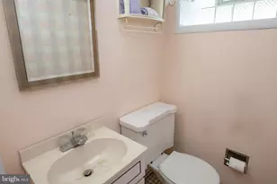 831 Medway Rd, Philadelphia, PA 19115 - Photo 43