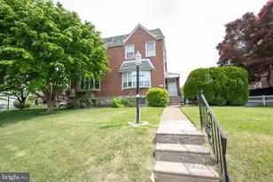 831 Medway Rd, Philadelphia, PA 19115 - Photo 3