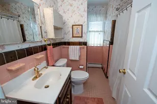 831 Medway Rd, Philadelphia, PA 19115 - Photo 29