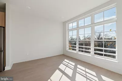 5521 Wayne Avenue #405, Philadelphia, PA 19144 - Photo 3