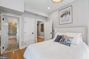 801 S 8th St, Philadelphia, PA 19147 - Photo 25