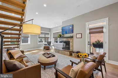 801 S 8th Street, Philadelphia, PA 19147 - Photo 3